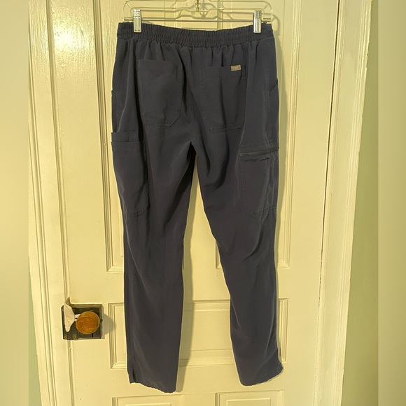 Three Figs Yola Scrub Pants Bundle - Picture 2 of 5